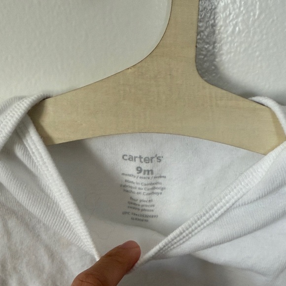 5/$25 Carter's Soft White Long Sleeve Bodysuit - Picture 2 of 4